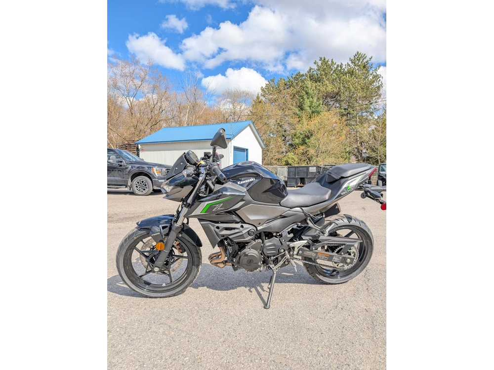 Kawasaki Z500 | 🌿 Moto Accessible A2 451 Cc Alternatives Cb500 Hornet Speed 400 🌿 | 2024 alt