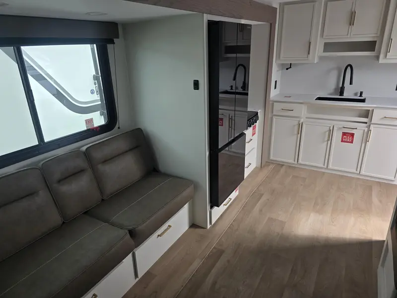 2027 Grand Design Transcend 26bhx