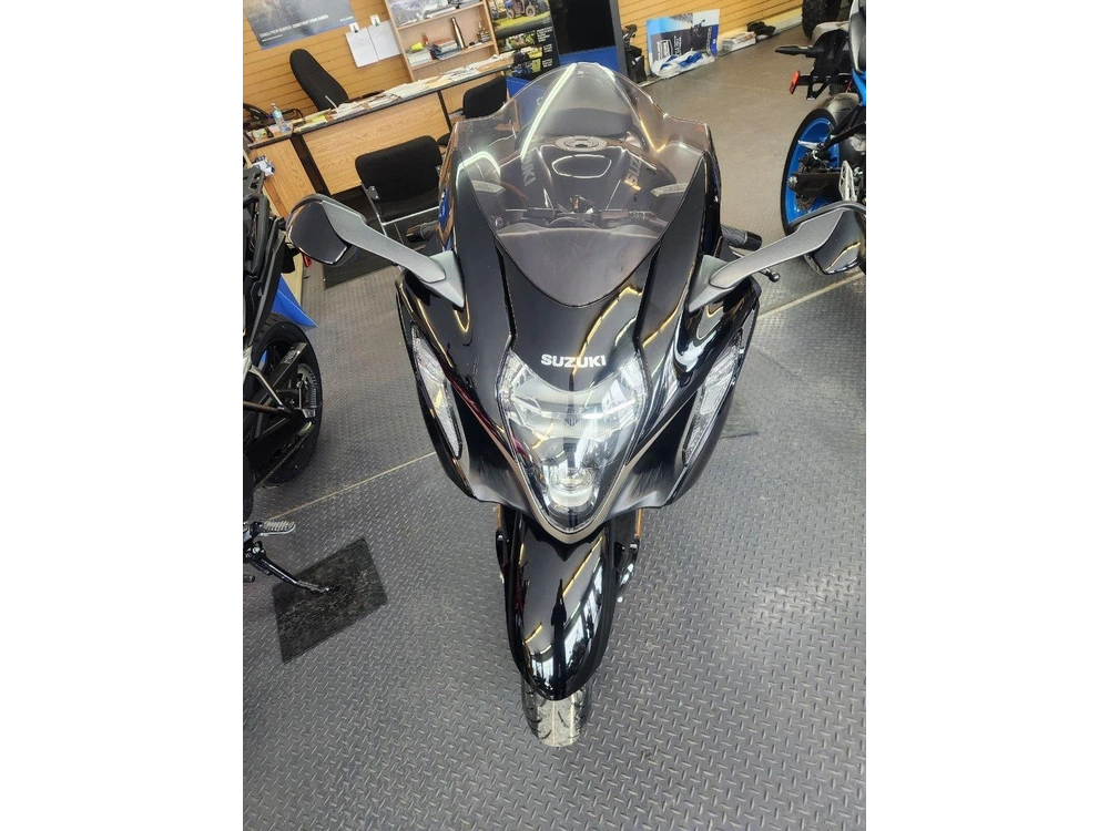 Suzuki Hayabusa 2025 alt