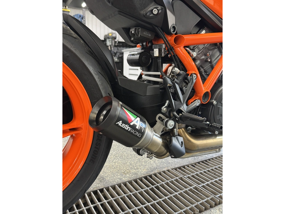 Ktm 1290 Superduke Evo R 2023 alt