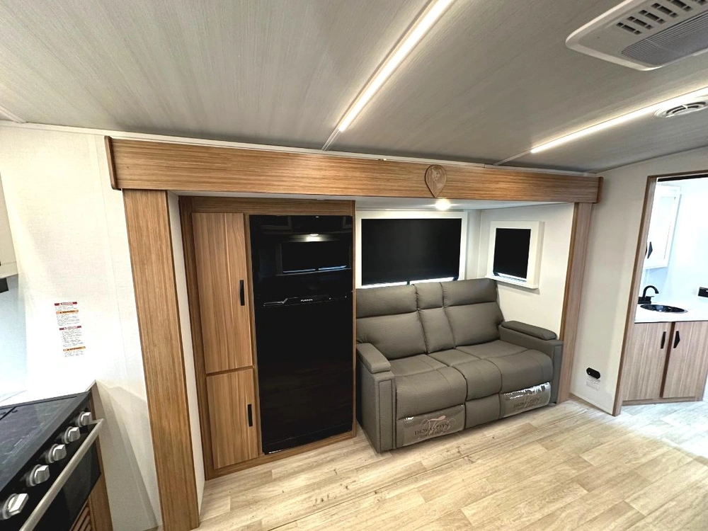2025 Keystone Rv Passport Sl Super-lite Series 2450rk alt