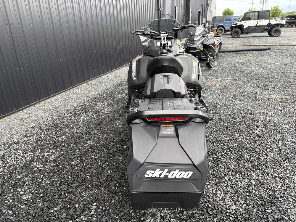 2024 Ski-doo Renegade X 900 Ace Turbo R Ripsaw 1.25" E.s. alt