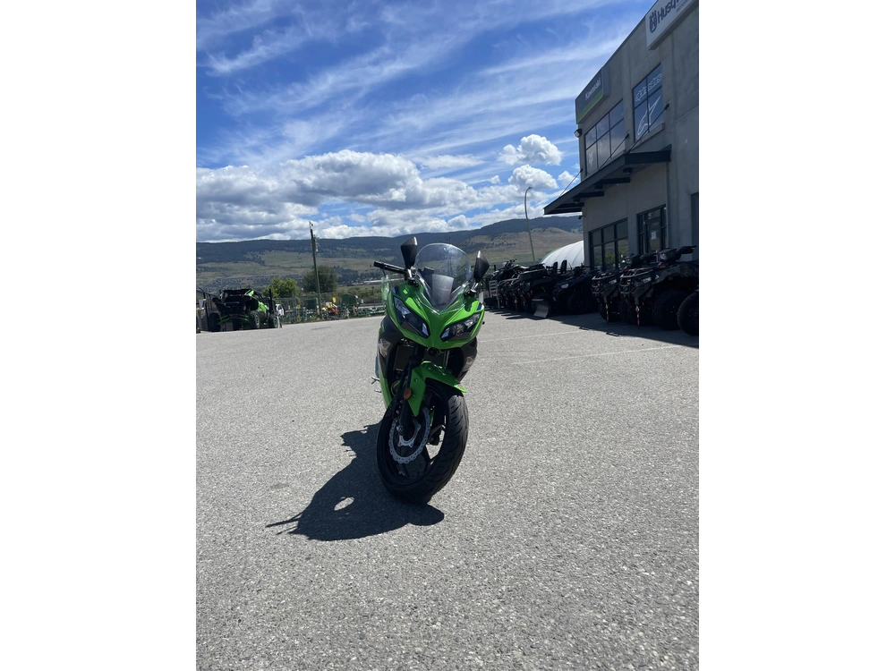 2026 Kawasaki Ninja 300 alt