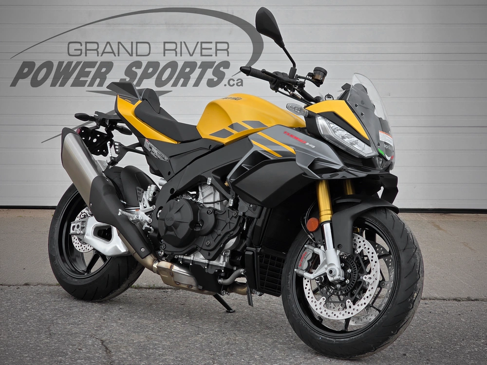 2026 Aprilia Tuono V4 alt