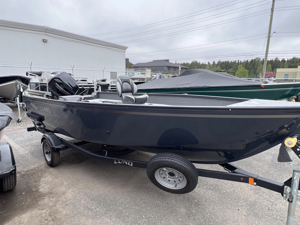 2025 Lund Boat Co 1650 Angler Tiller alt