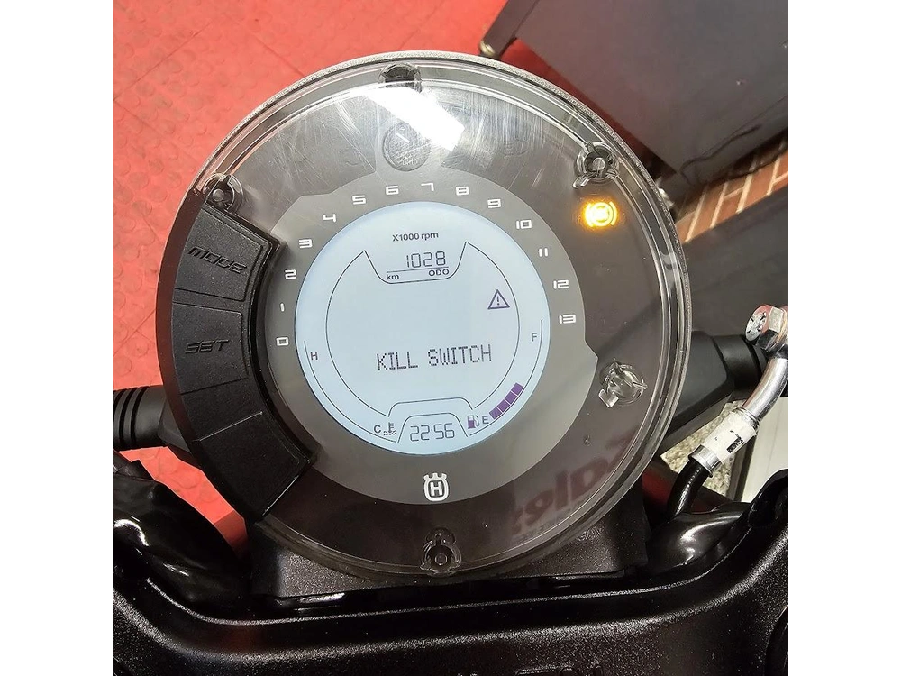 2021 Husqvarna Svartpilen 401 alt