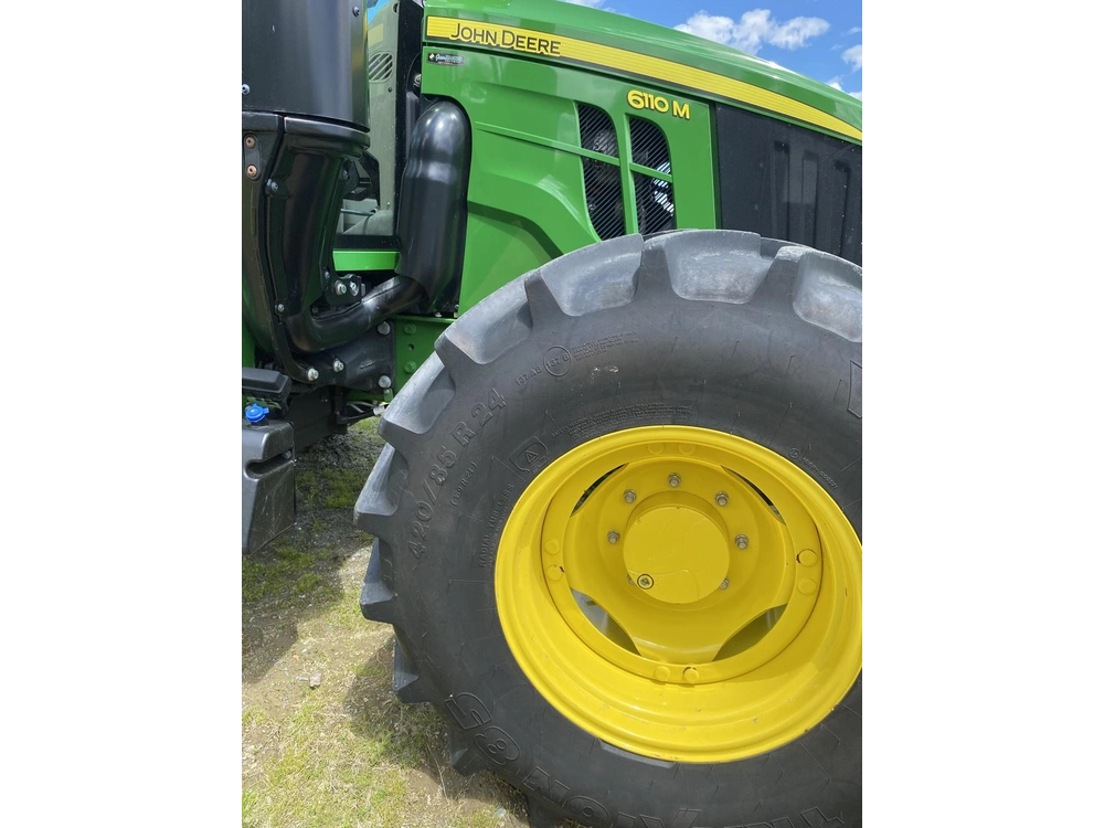 John Deere 6110m 2024 alt