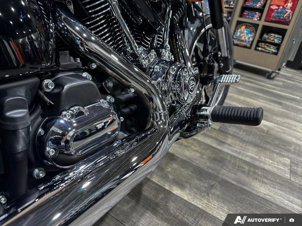 2026 Harley-davidson Low Rider St alt