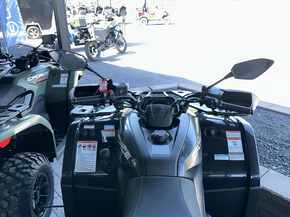 2026 Cfmoto Cforce 400 Touring Noir alt