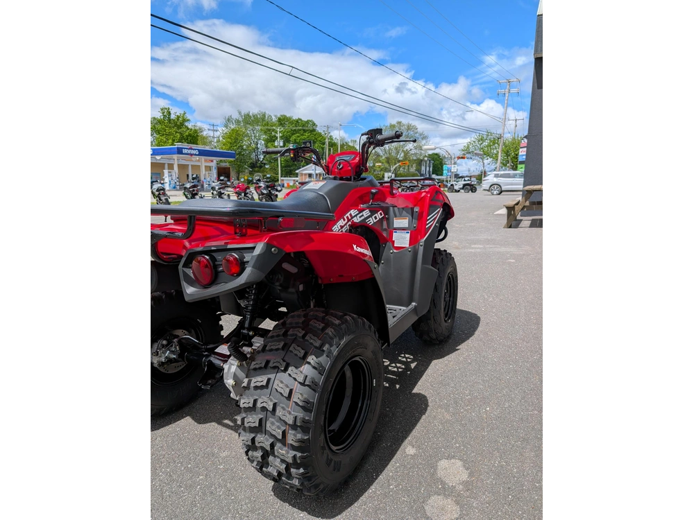 Kawasaki Kvf 300 Rouge 🎯 Vtt Léger Débutant Automatique Travail Sentier Maniable Polyvalent Fiable 🟢 2026 alt