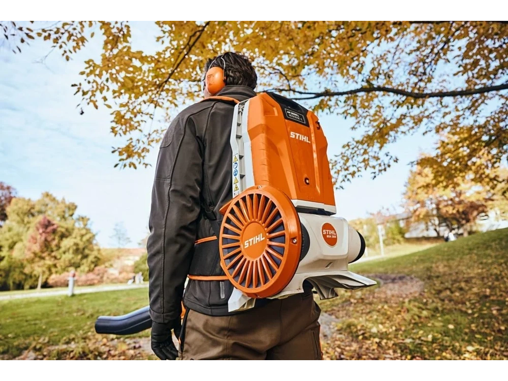 2026 Stihl Bga 300 alt