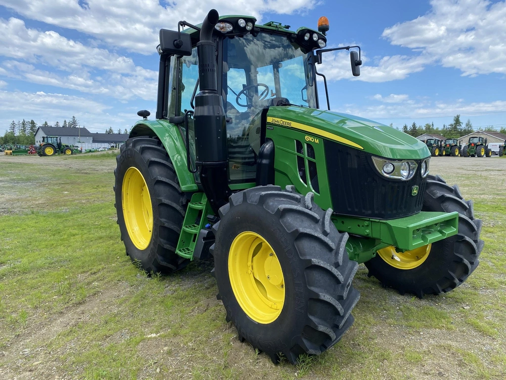 John Deere 6110m 2024 alt