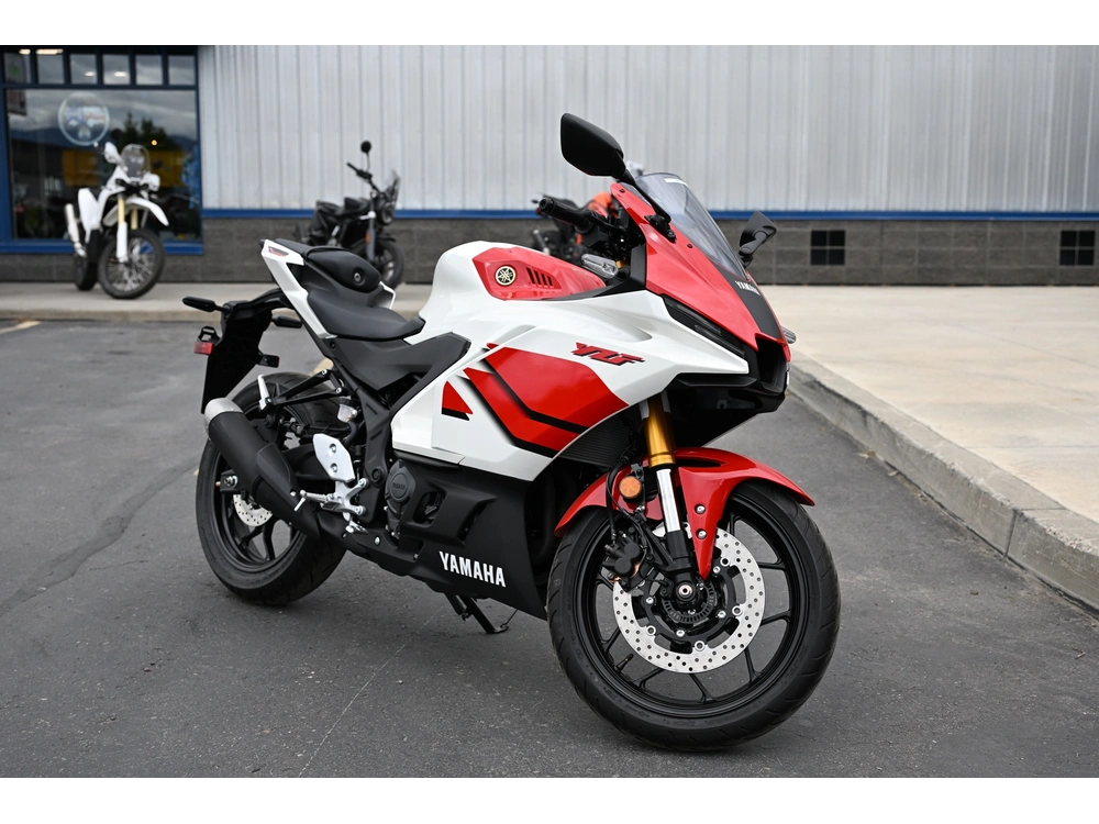 2026 Yamaha Yzf-r3 Abs 70th Anniversary Edition alt
