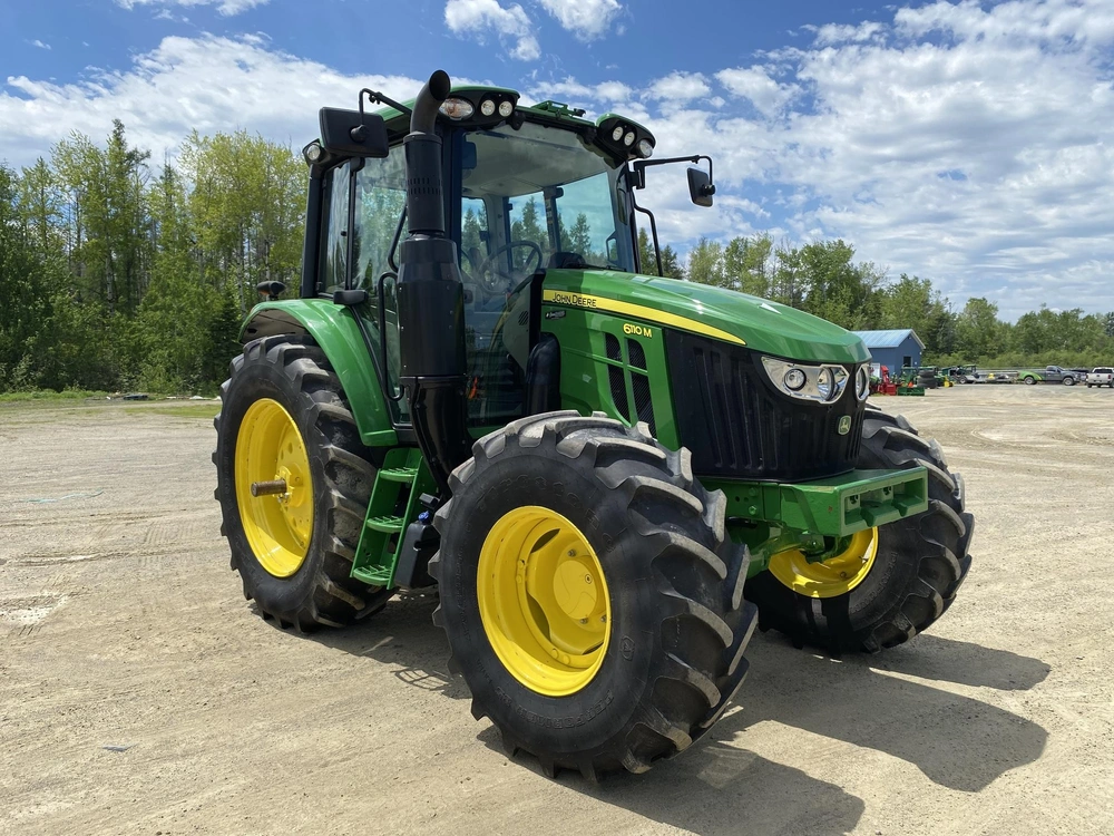 John Deere 6110m 2024 alt