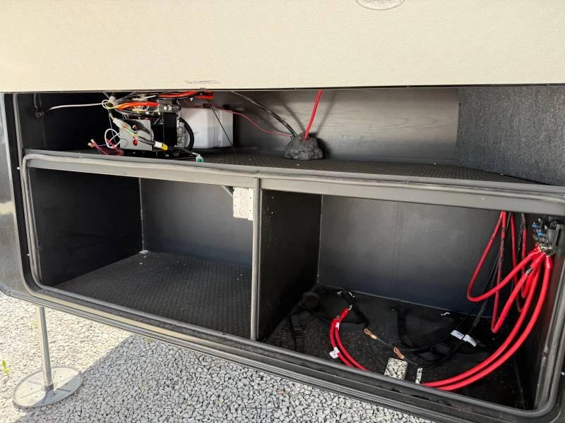 Jayco Pinnacle 32rlts 2027 alt