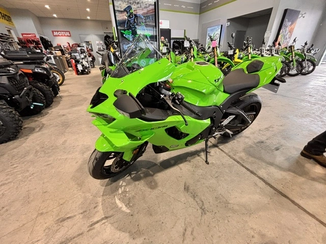 2026 Kawasaki Ninja Zx-10rr Zx10rr Zx-10rr Ninja Unique Au Canada !!! alt