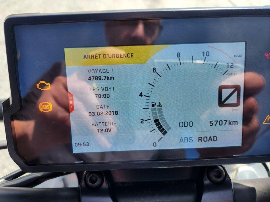 Ktm Duke 390 2022 alt