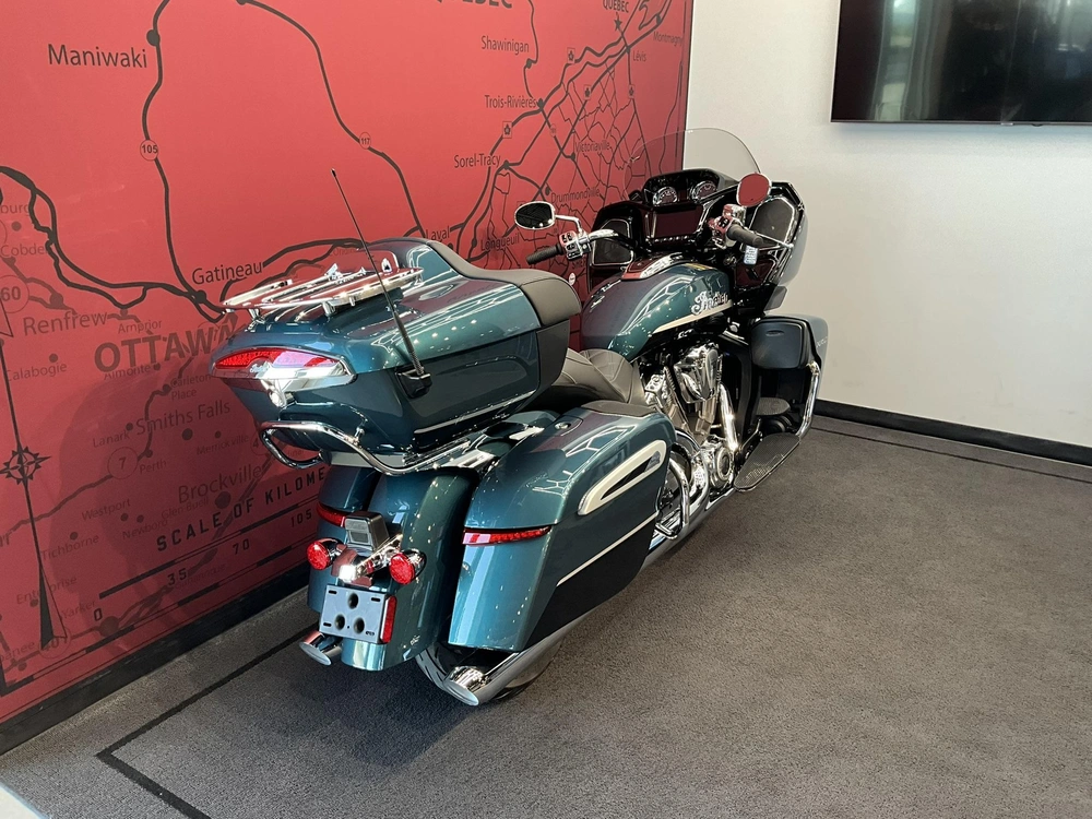Indian Motorcycle Pursuit Limited + 112 + Audio Package 2026 alt
