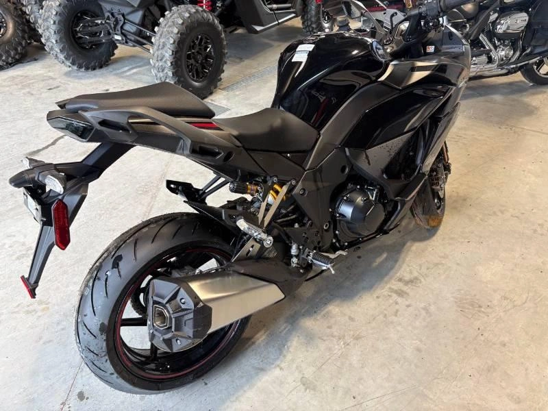 2025 Kawasaki Ninja 1100sx Se alt
