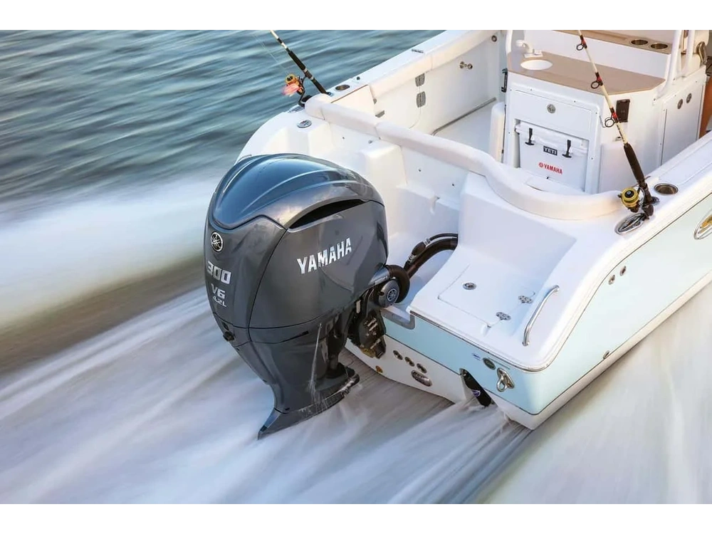 2025 Yamaha F300 White alt