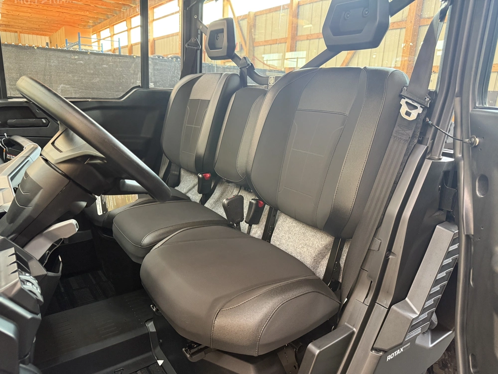 2026 Can-am Defender Xt Cab Hd11 W/10.25 Infotainment alt