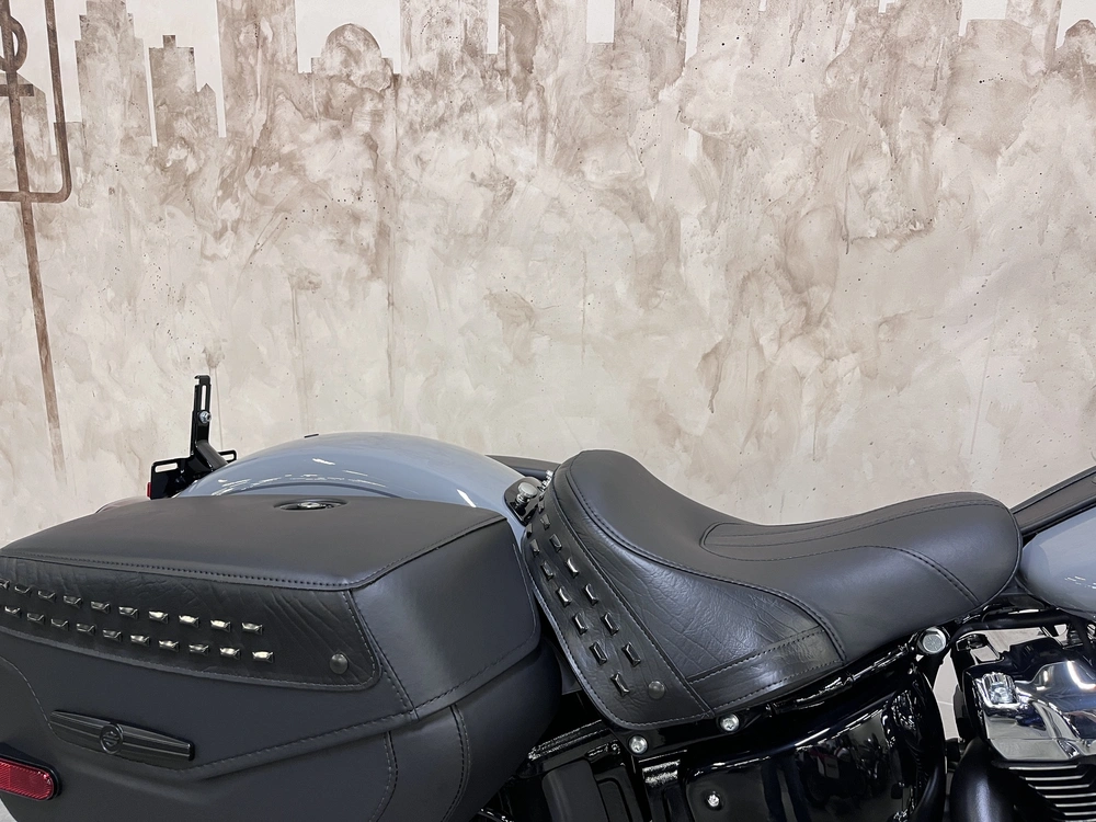 2026 Harley-davidson Flhc Heritage Classic alt