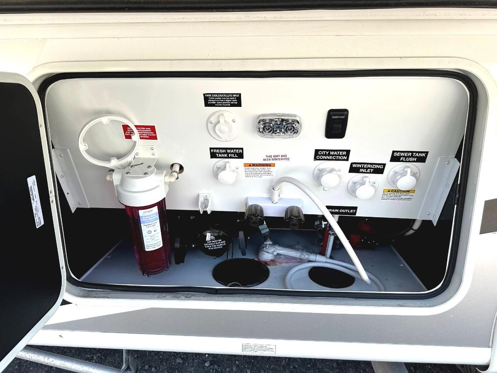 Coachmen Mirada 32ls 2024 alt