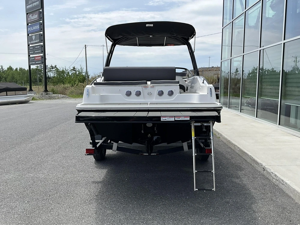 2025 Bayliner D20i alt