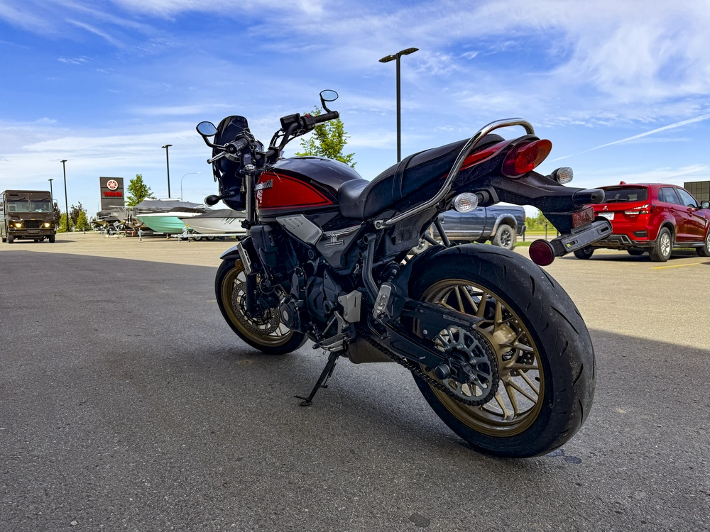 2022 Kawasaki Z650rs alt