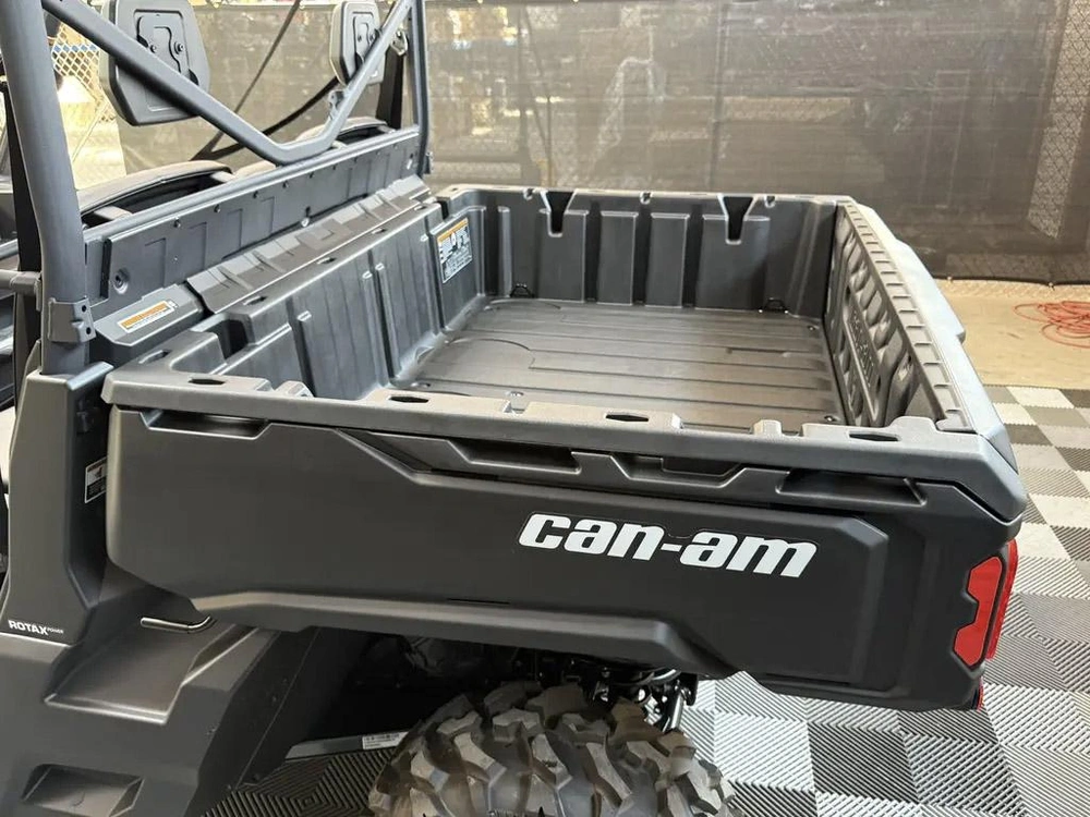 2025 Can-am Defender Dps Hd10 alt