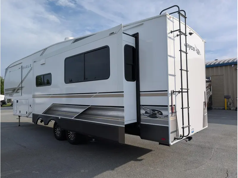 2027 Jayco Eagle 335LSTS