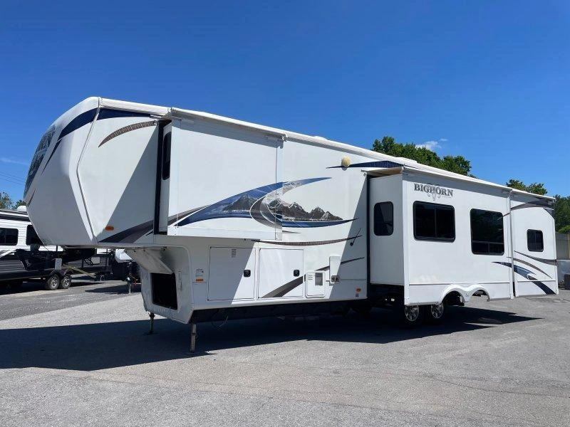 Heartland Big Horn 3800bh 2011 alt