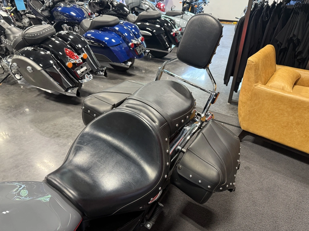 2023 Kawasaki Vulcan 900 Classic Limited alt