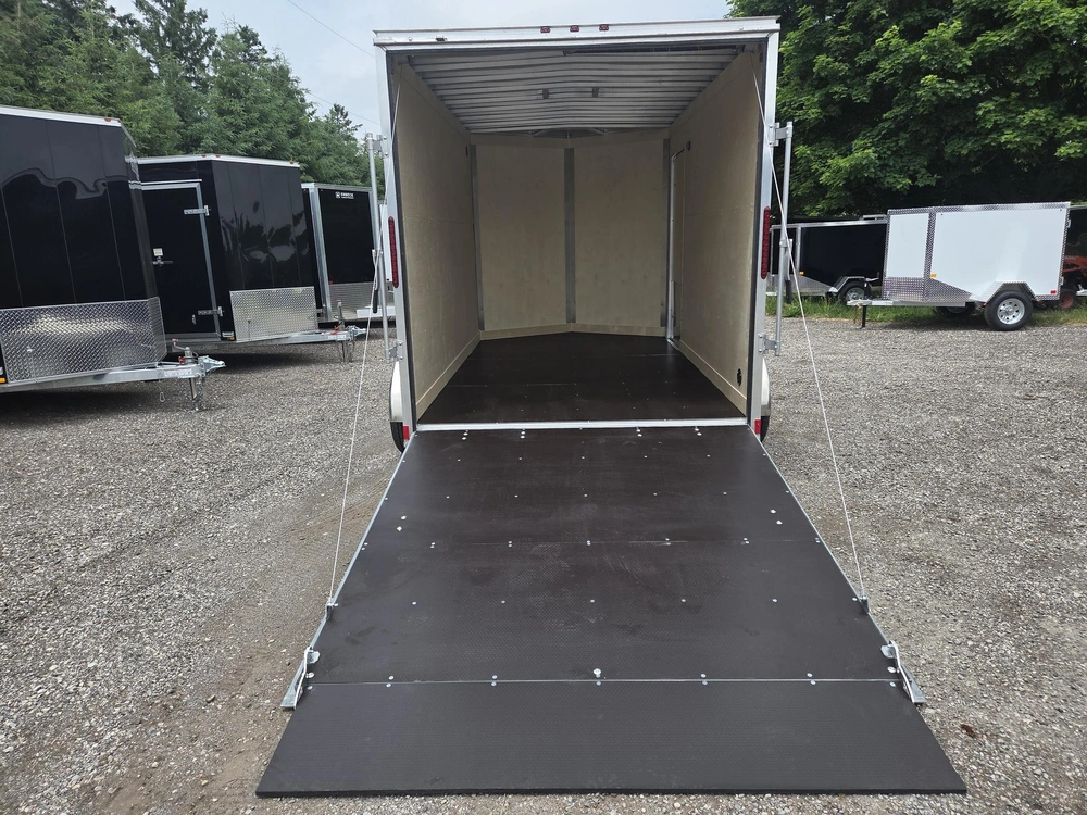2026 Gator Galvanized Enclosed 7' X 12' Ta alt