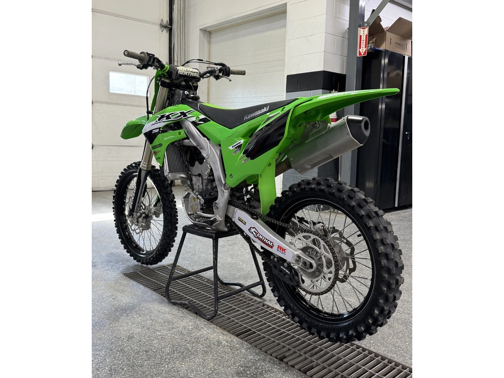 2023 Kawasaki Kx250f alt