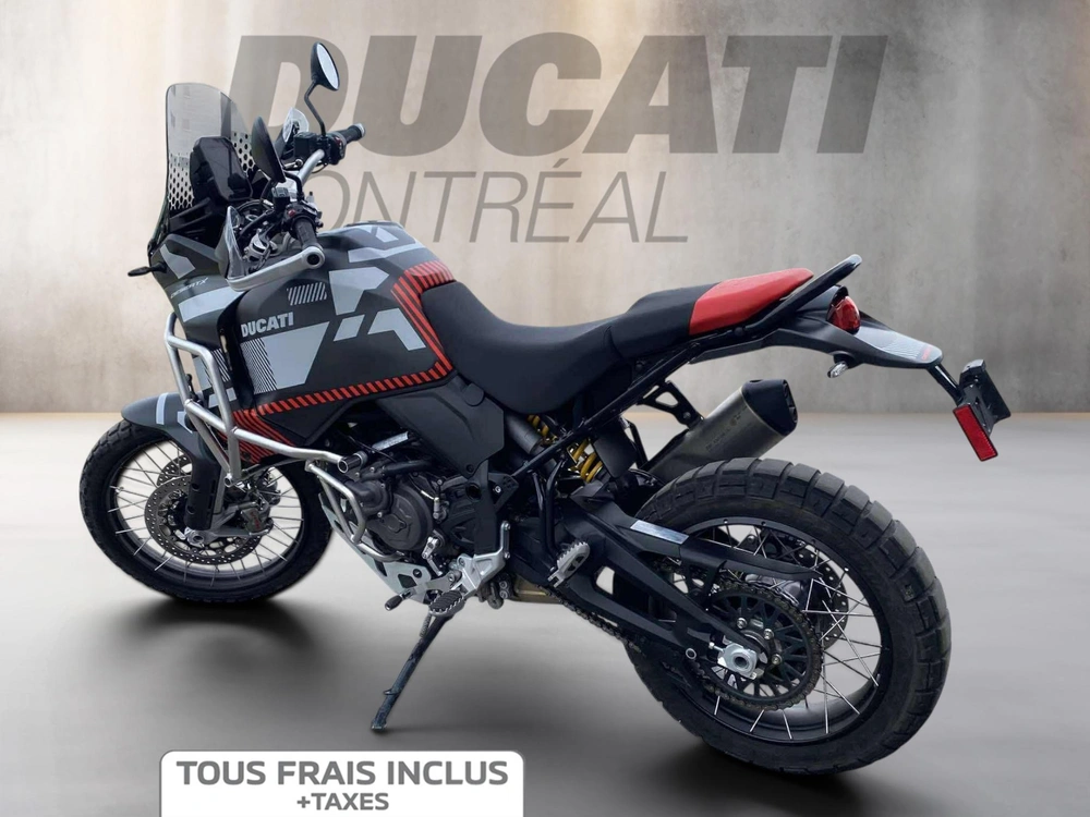 2023 Ducati Desertx alt