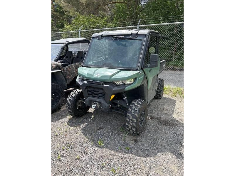 2025 Can-am Def Dpscab 65 Hd9 Gn alt
