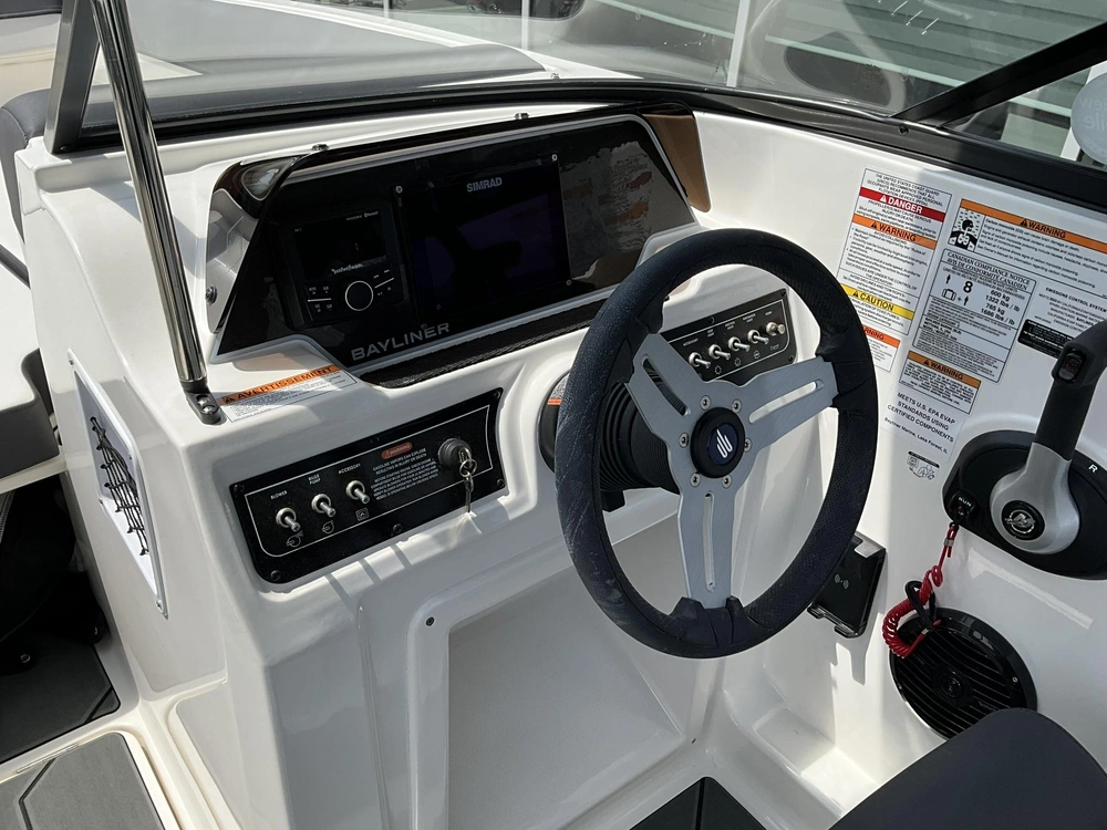 2025 Bayliner D20i alt