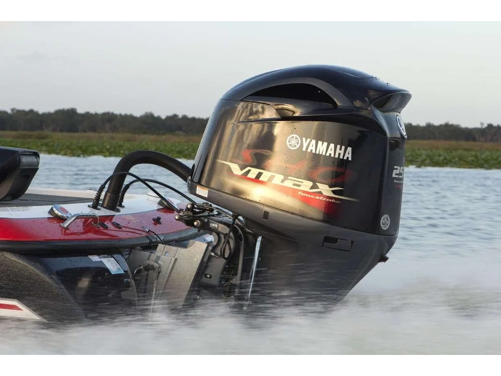 2025 Yamaha Vmax Sho alt