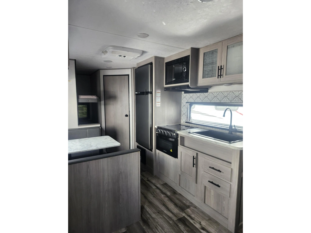 Keystone Rv Coleman 214 Bh 2022 alt