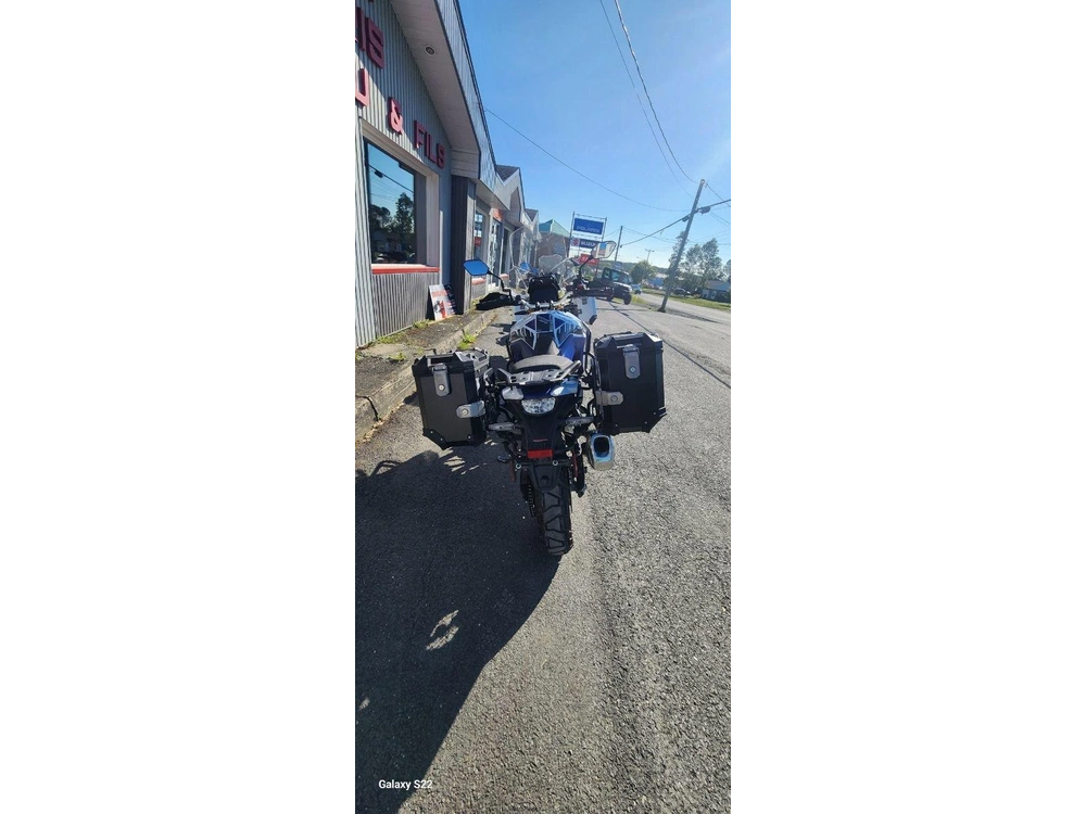 Suzuki V-strom 800de Aventure 2024 alt