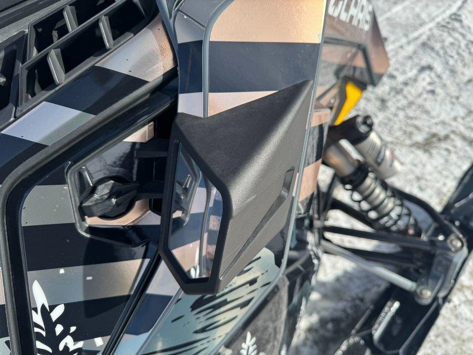 Polaris 650 Indy Xc 137 2021 alt