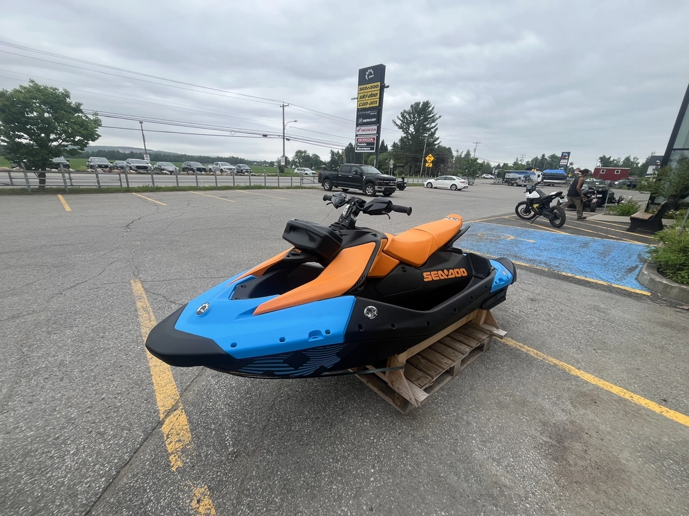 Sea-doo Spark Trixx 3 Places Audio 2026 alt