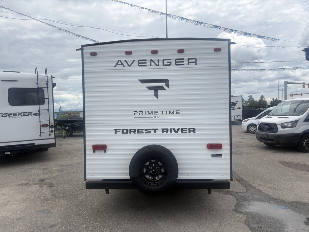 2026 Forest River Avenger 16rbx alt