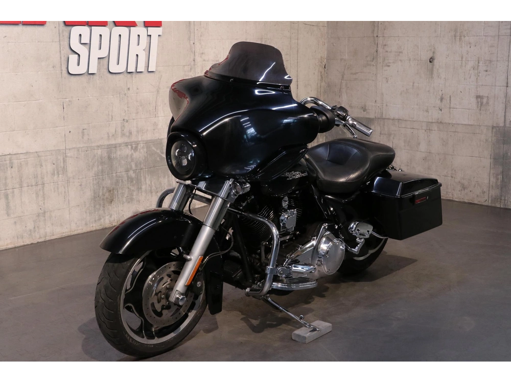 2010 Harley-davidson Street Glide Flhx alt