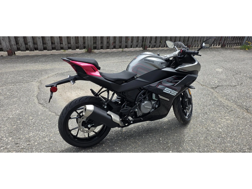 Cfmoto 300ss 2024 alt