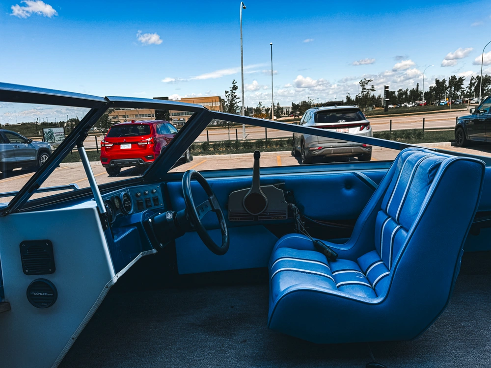 1999 K & C Cobra 2 18' Ski Boat alt