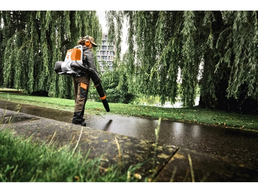 2026 Stihl Bra 200 alt