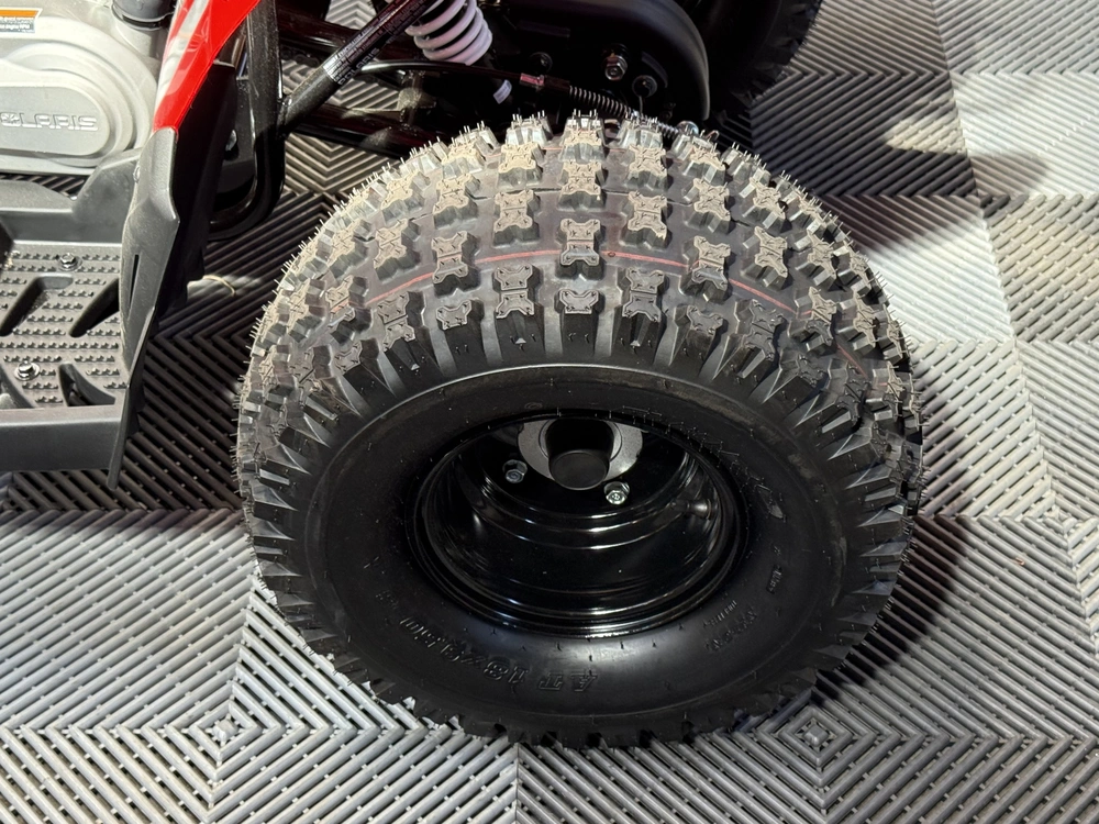 2026 Polaris Outlaw® 110 Efi alt