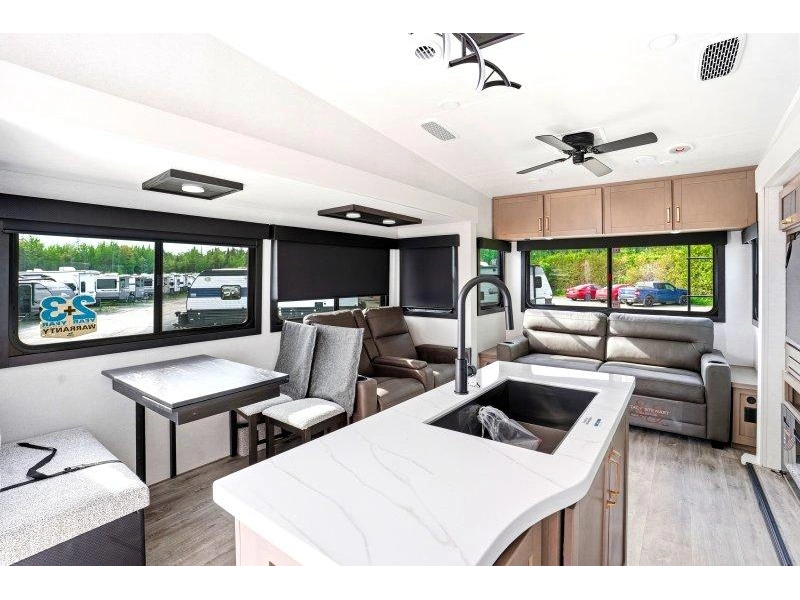 Jayco Eagle 321rsts 2027 alt